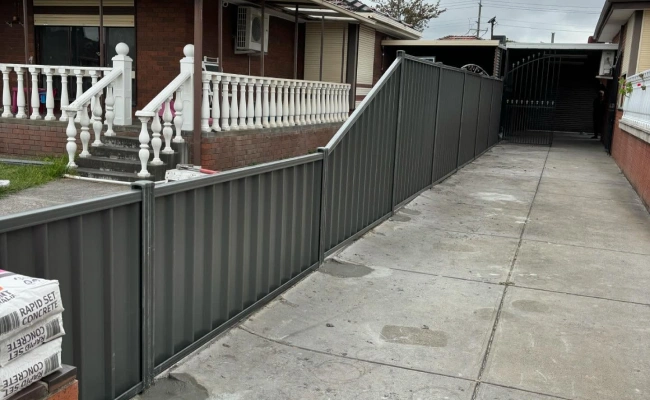 Residential Fencing Contractors Epping